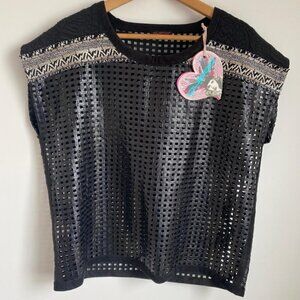 NWT Custo Barcelona Enderra Open Weave Cur Out Black Top T-Shirt Medium (M)